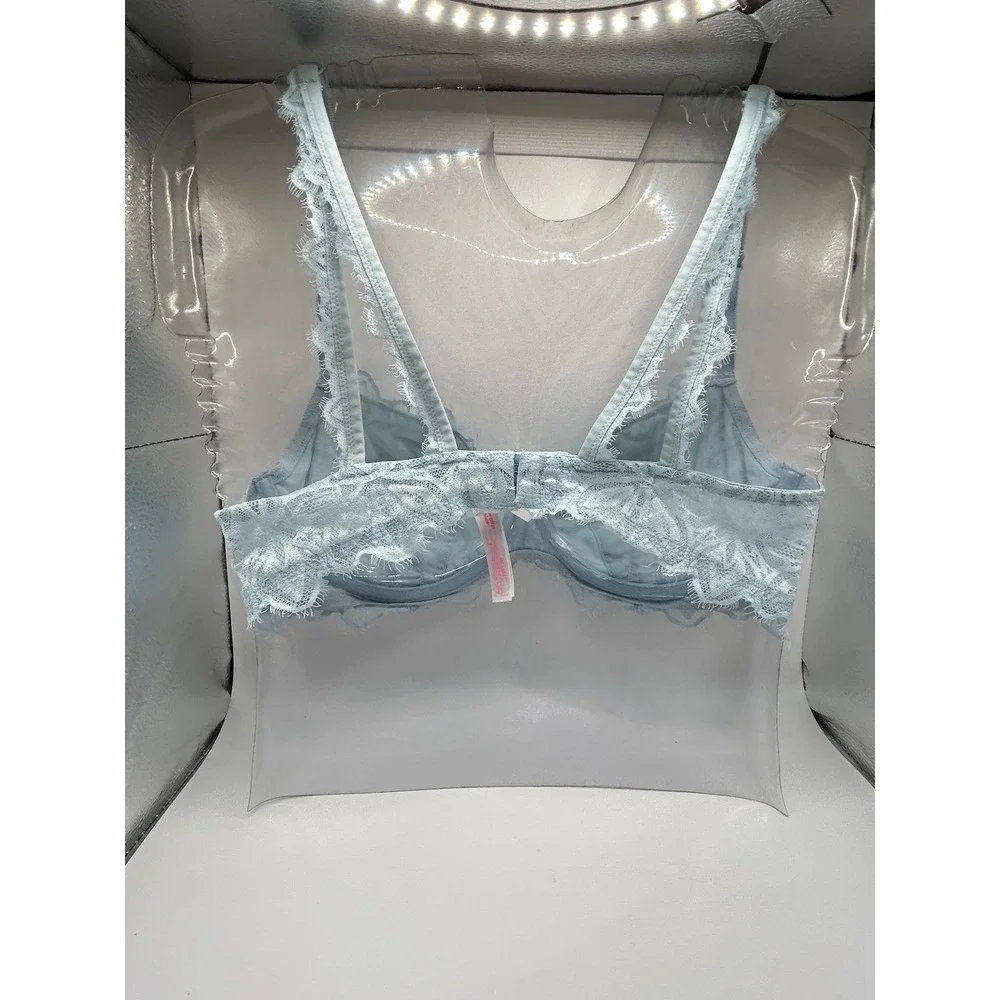 Victoria's Secret PINK Light Blue Lace Unlined Underwire‎ Bra 36C Eyelash Trim